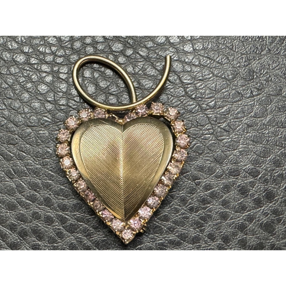 Vintage Gold Tone Metal 3D Leaf Brooch with Light Pink Rhinestones